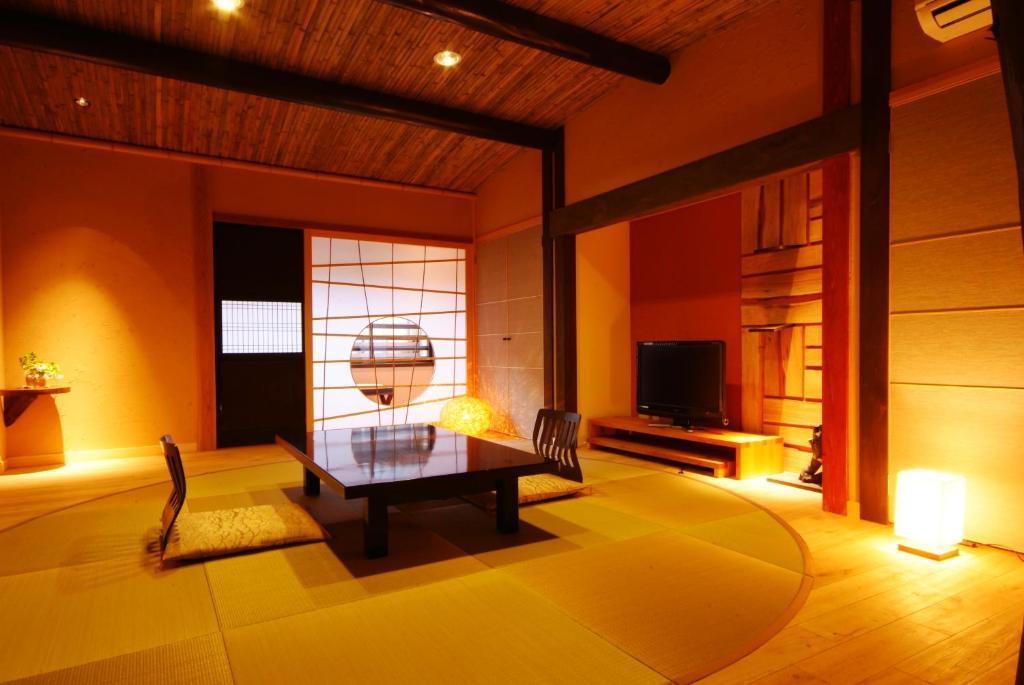 城崎温泉 但馬屋-Tajimaya- Toyooka  Ruang foto